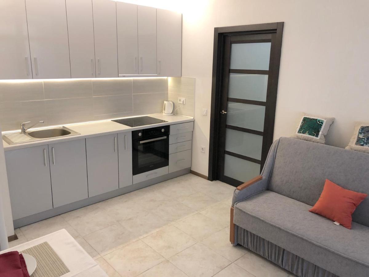 Жд Вокзал Пр Победы 67-В Метро Нивки Парк Шулявка Apartment Kyiv Exterior photo